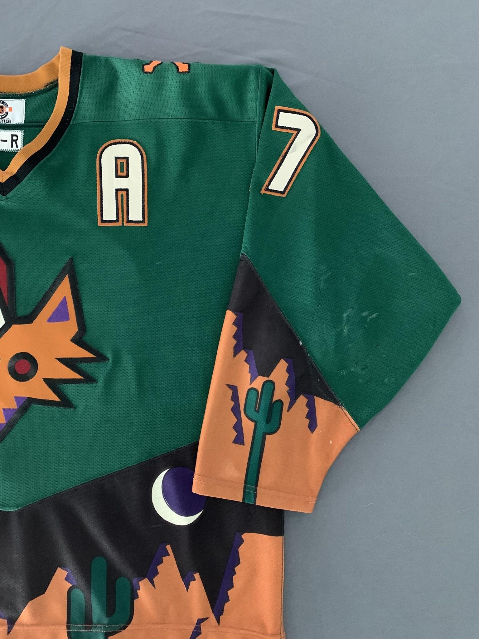 First picture of the new Alt jersey is out : r/Coyotes