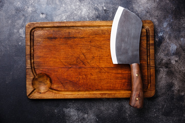  A Traditional Heavy Cleaver 