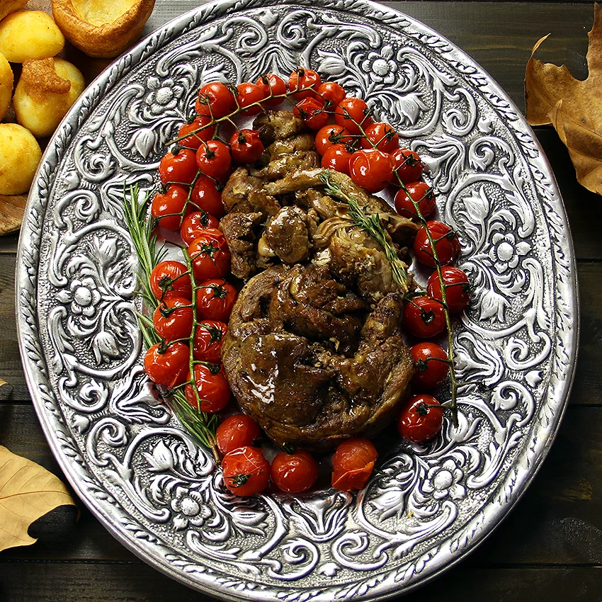 slow roast lamb shouder with tomatoes