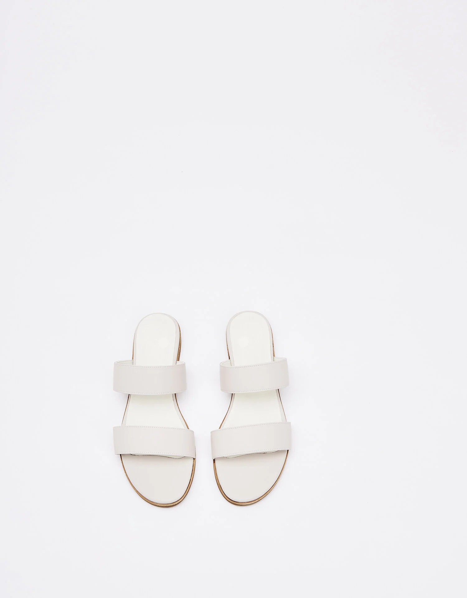 NTF_StrappySlide_adria_pearlmicro_top.jpg