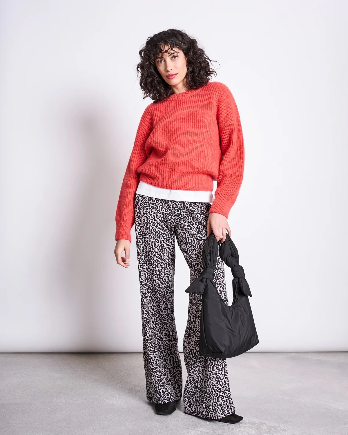 33_jnj_Ani-Bright-Orange_Wide-Pants-Leo_4849_31f9a71e-2f75-4faa-a332-84934e7dc774.jpg