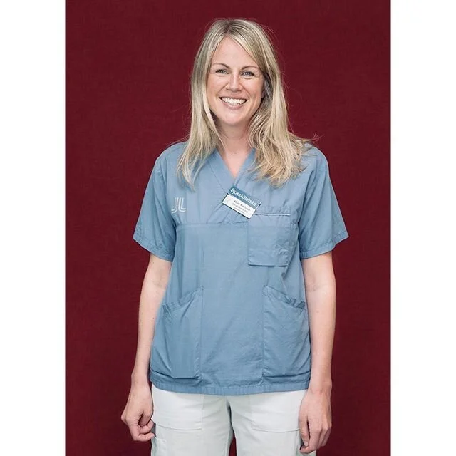 Klara Karlsson, omvårdnadschef på IVA på Karolinska Sjukhuset i Solna. #sverigegårsamman #icoronatider #coronavirus #corona #covid19 #photography #art #konst #fotografi #porträtt #portrait #portraitphotography