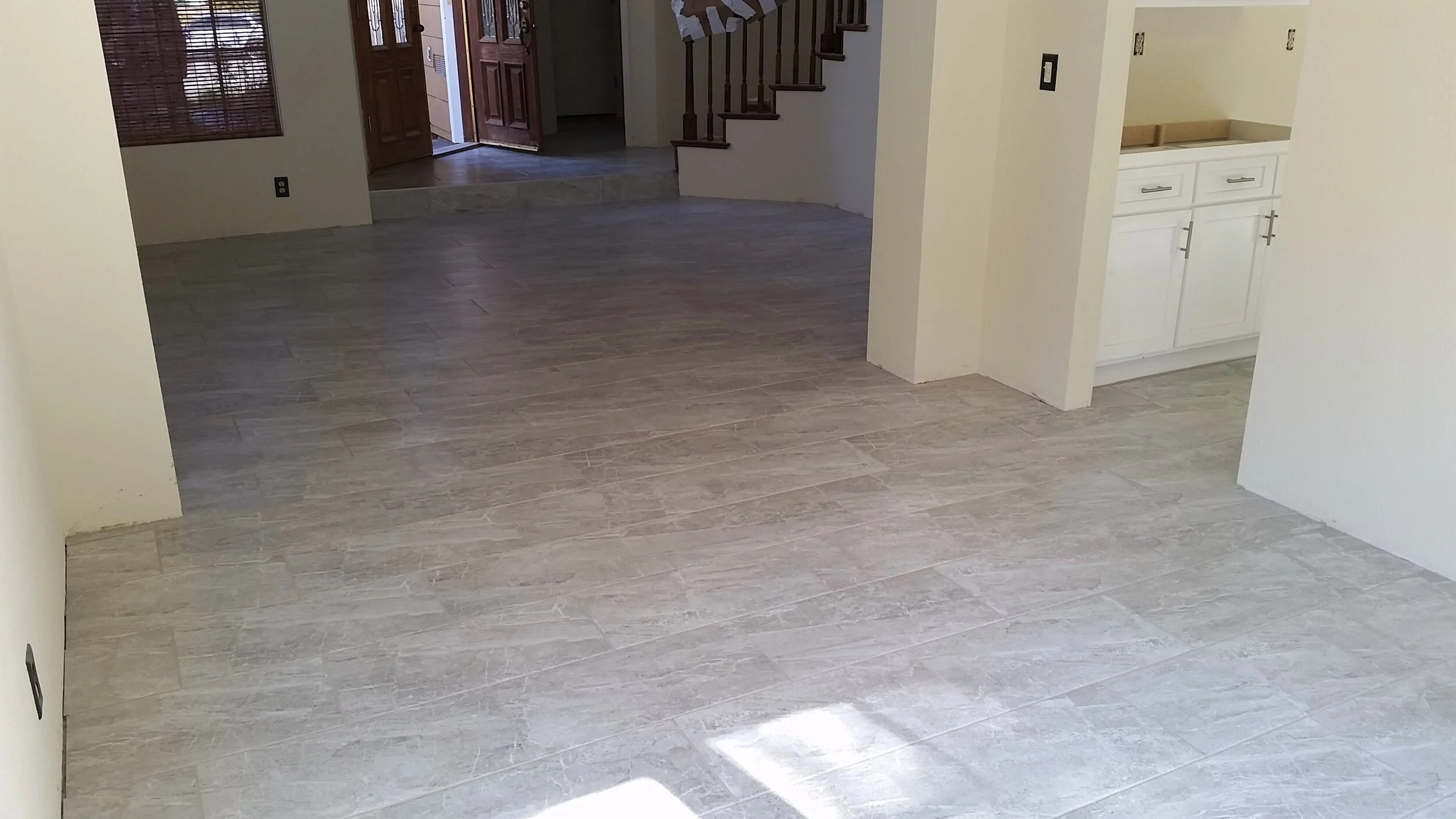 tilefloor-bricklay.jpg