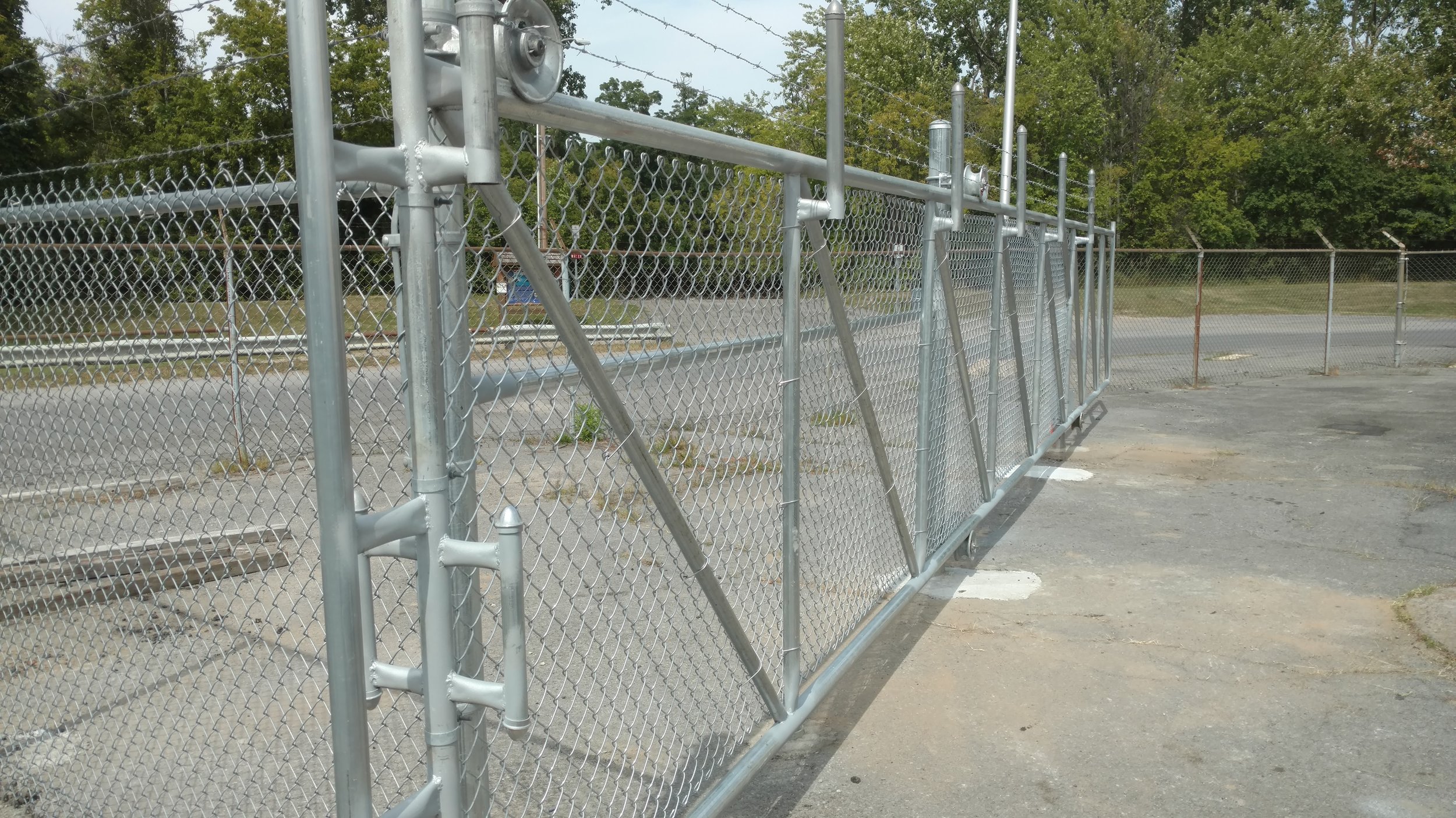 Chain Link Commercial Gate