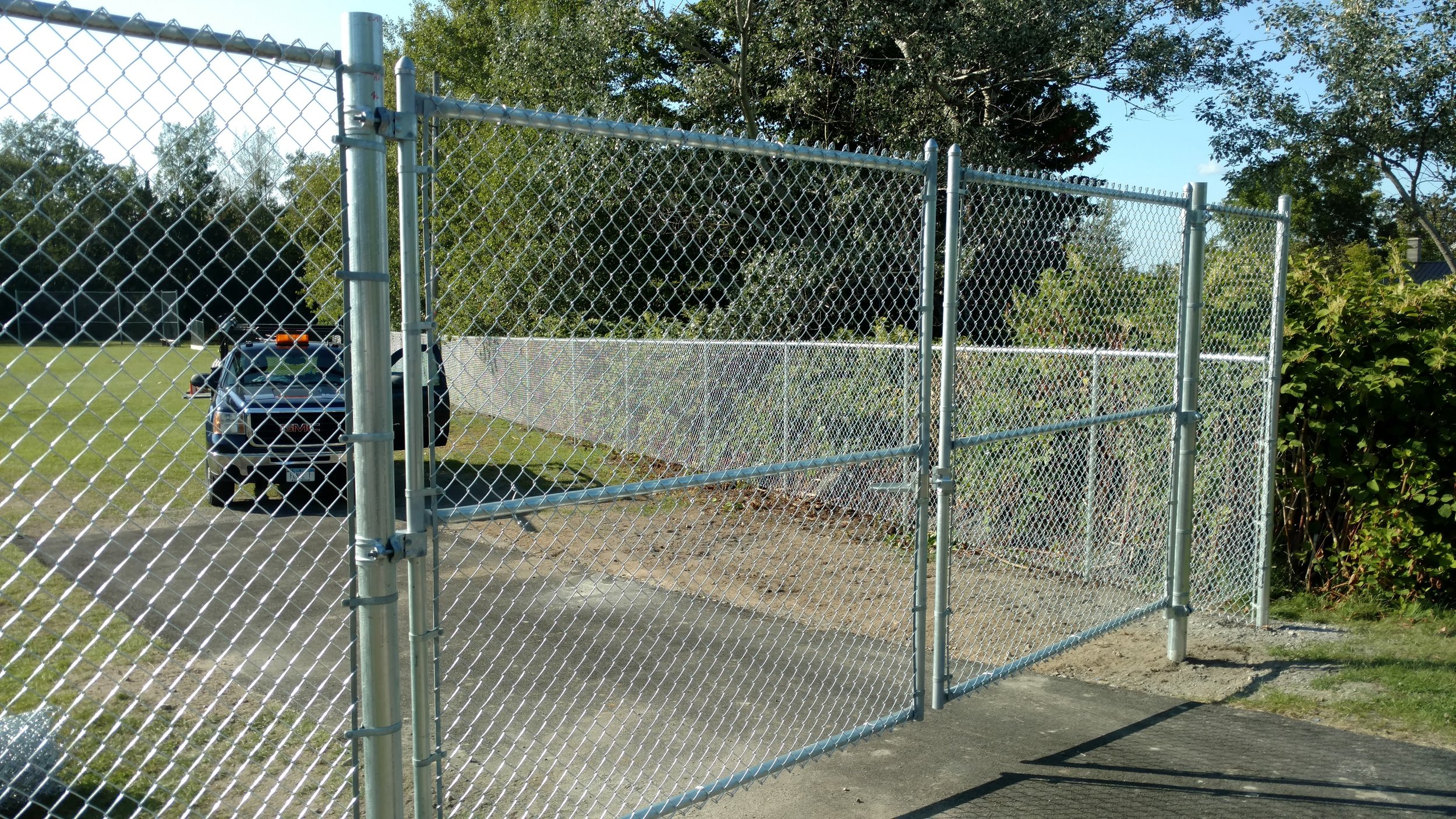 Chain Link Commercial Gate