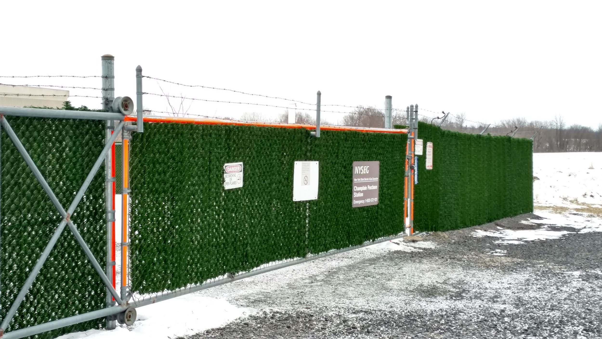 Chain Link Commercial Enclosure