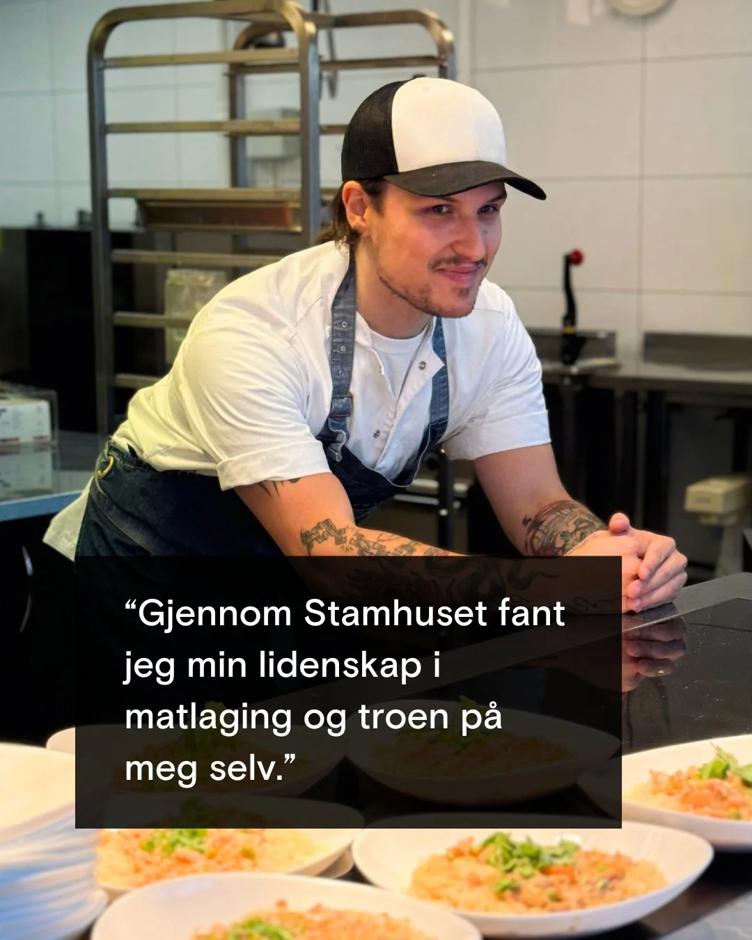 Julian er tidligere ansatt og deltaker i Stamhusets l&aelig;rings- og utviklingsprogram (LUP). 
Da han startet hos Stamhuset, var han usikker p&aring; veien videre, og lite motivert for tradisjonell skolegang.

Gjennom praktisk arbeid p&aring; kj&osl