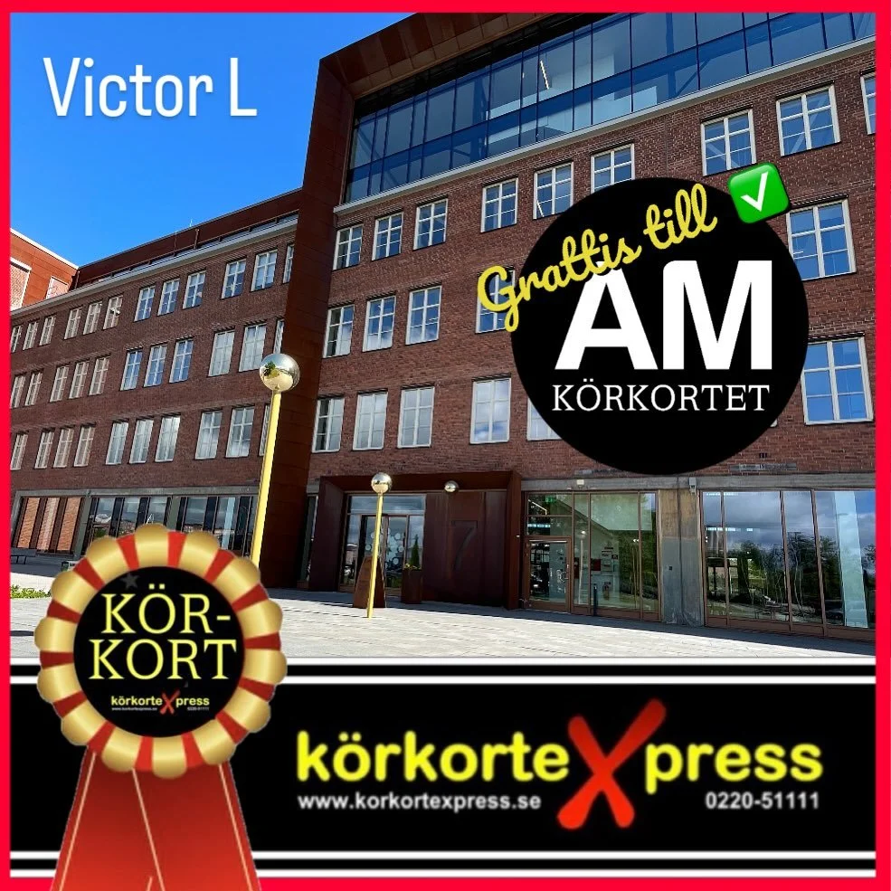 ✅ Grattis Victor!
Många nya körkort rullar ut nu i sommar. Här har vi ett nytt AM-körkort som får lufta sig. Önskar dig en bra sommar! ☀️😊👍👏⭐️
✅ Grattis till körkortet!
Minst en om dagen tar körkort hos oss!