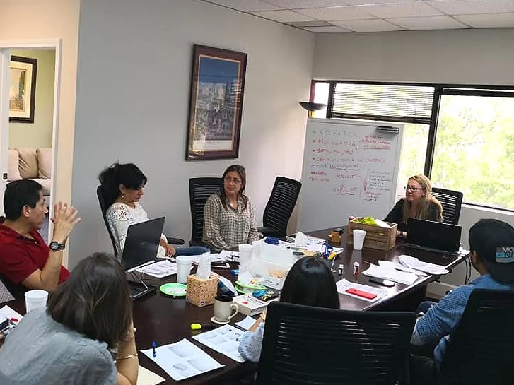 Presenter+Self+del+terapeuta+2018+2.jpg