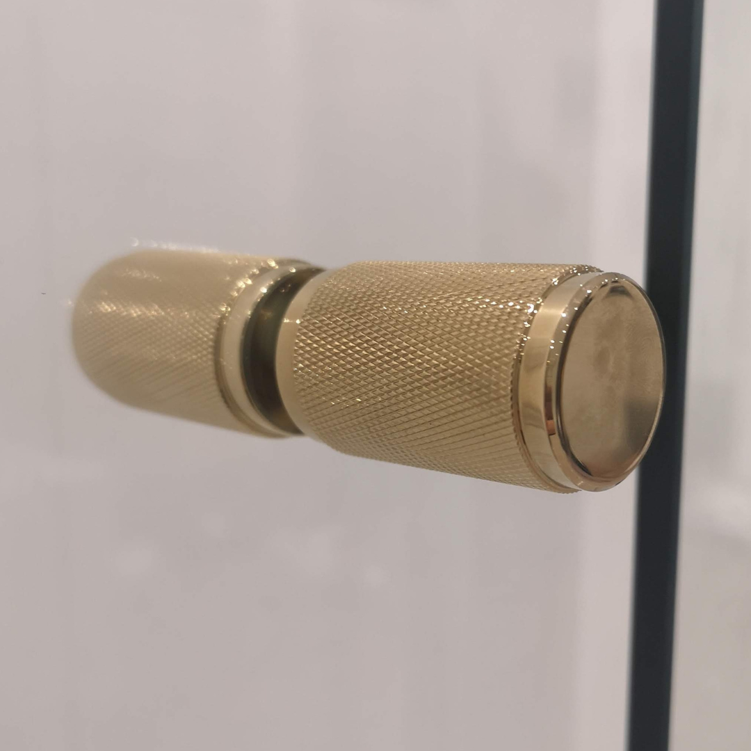 The Knurl Handle