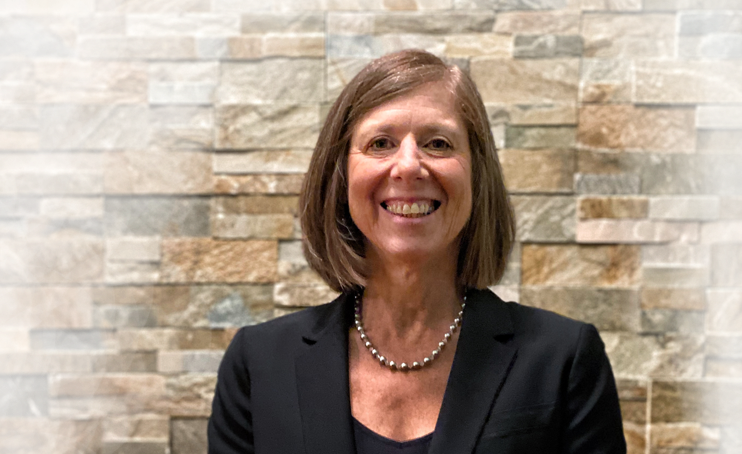 613: How to be more present with your teen during challenging times with Sue DeCaro