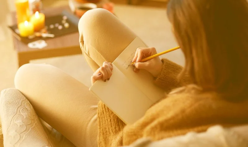 631: Journaling practices to clear your mind and ease anxiety