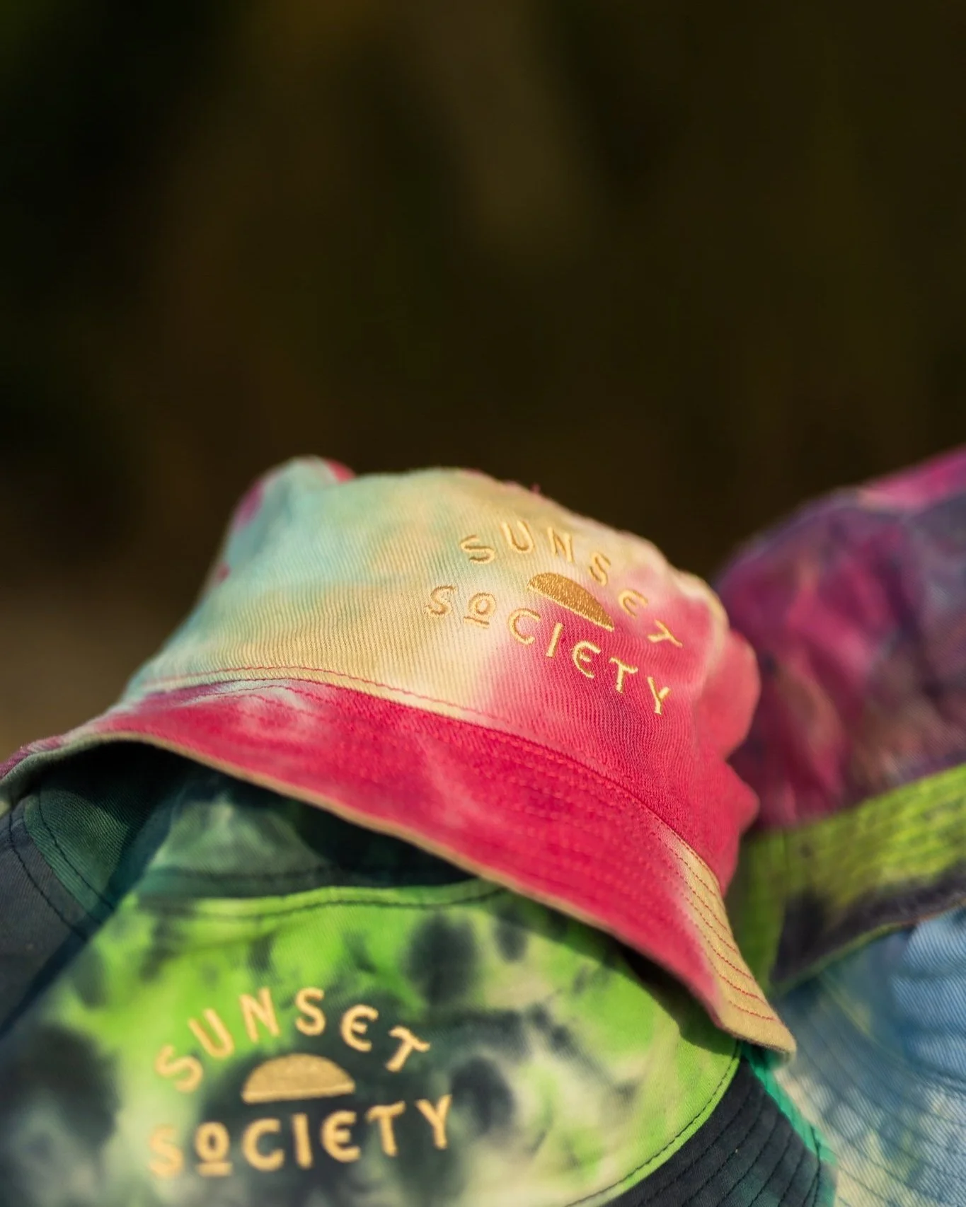 Art Print Bucket Hat — Painterly Landscape Design in Earth Tones Harvey | Graphic Print Bucket Hat – A.Tiziano main image 2