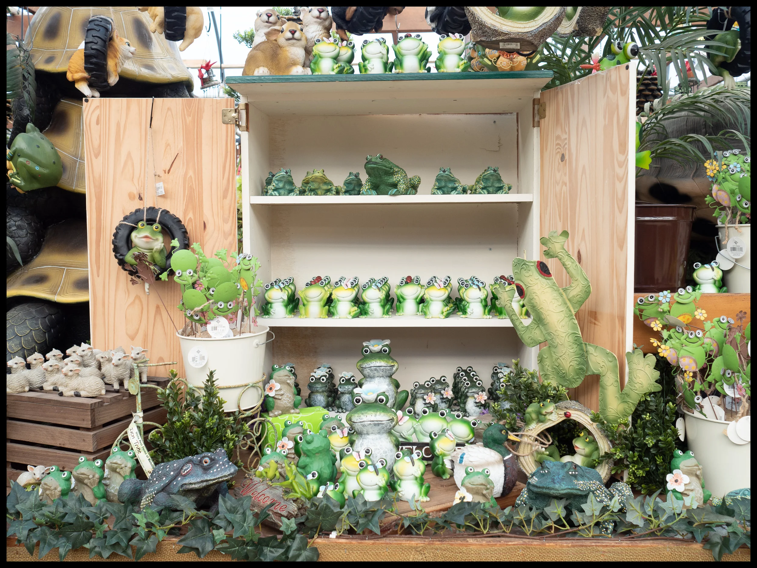 Garden Products and Decor — White Post Farms