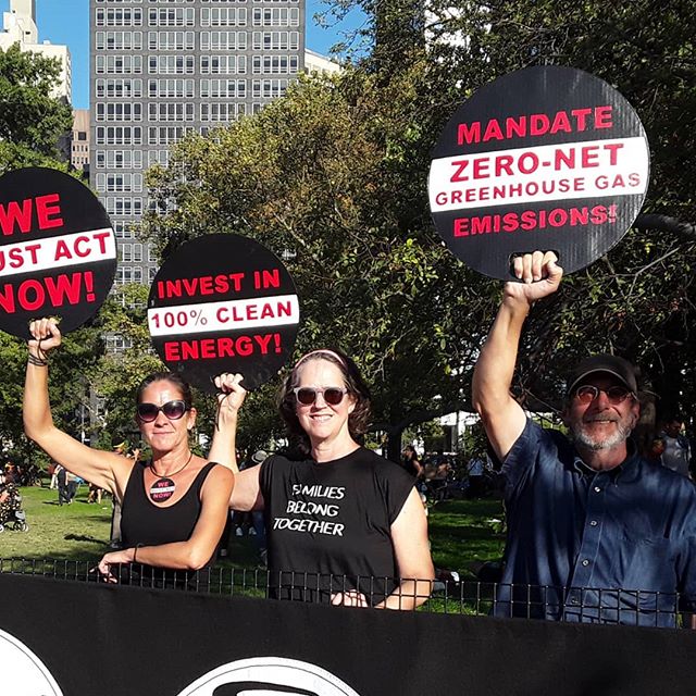 The warriors for climate justice: Alessandra Mondolfi, Margaret Seiler, Josh Rubin
@alessandramondolfi @mcgseiler @witnesstornillo #globalclimatestrike #climatestrikenyc #climatechange