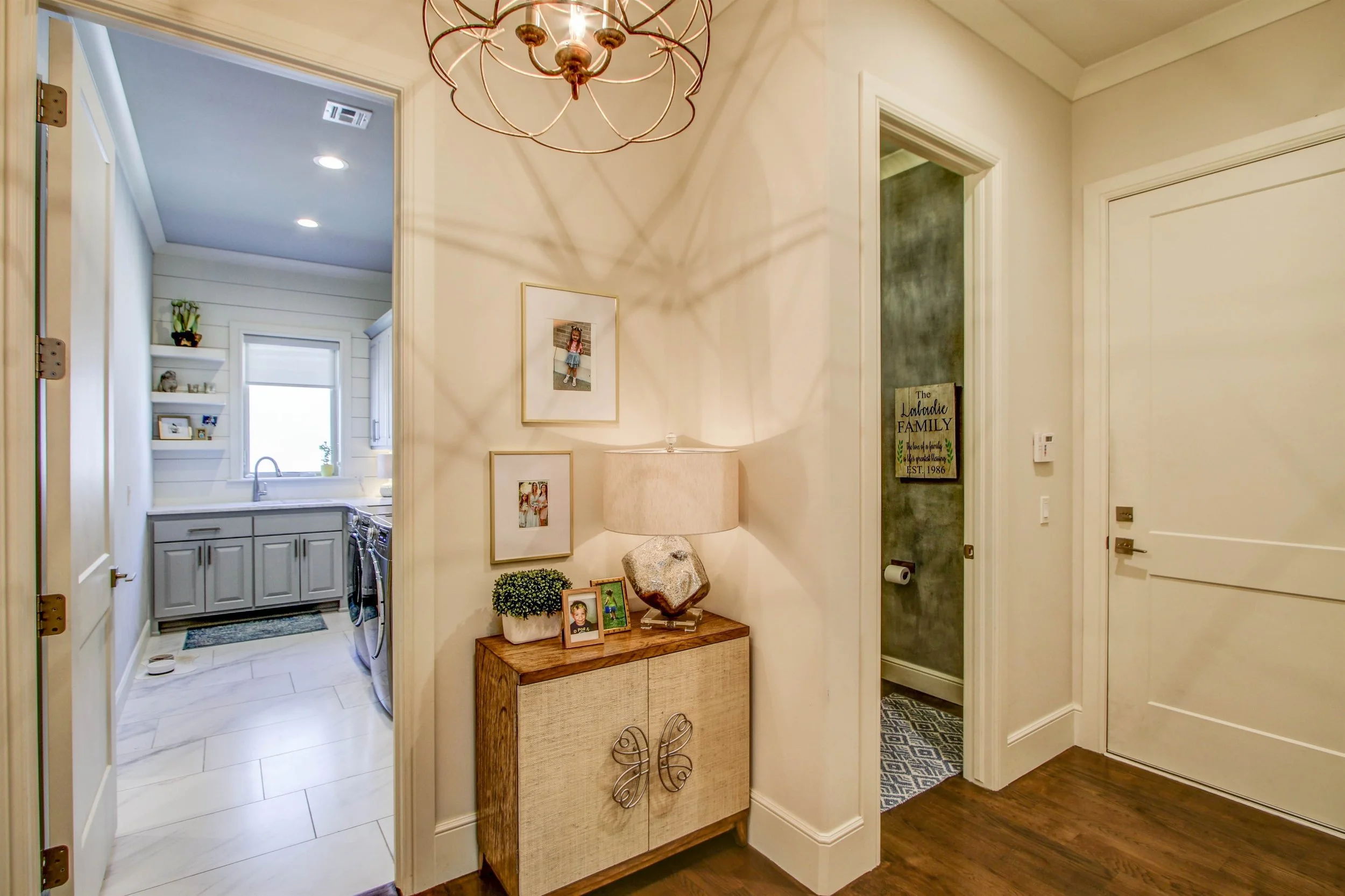 020_HallwayUtilityHalf Bathroom.jpg
