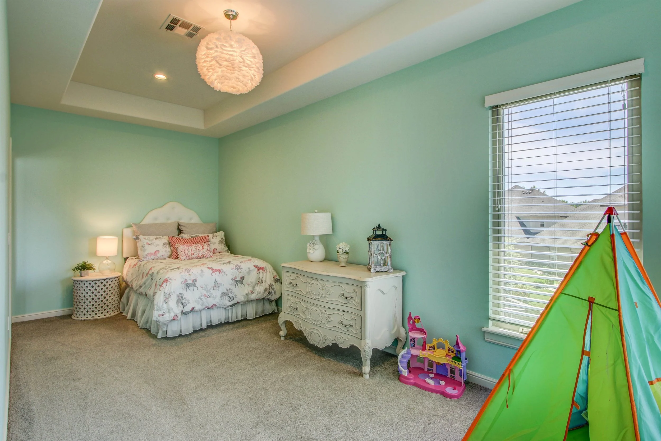 026_Bedroom.jpg