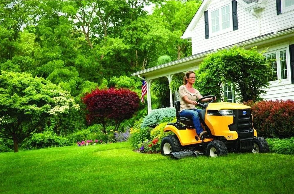 Cub-Cadet-XT1-Review-13-e1512576473472.jpg