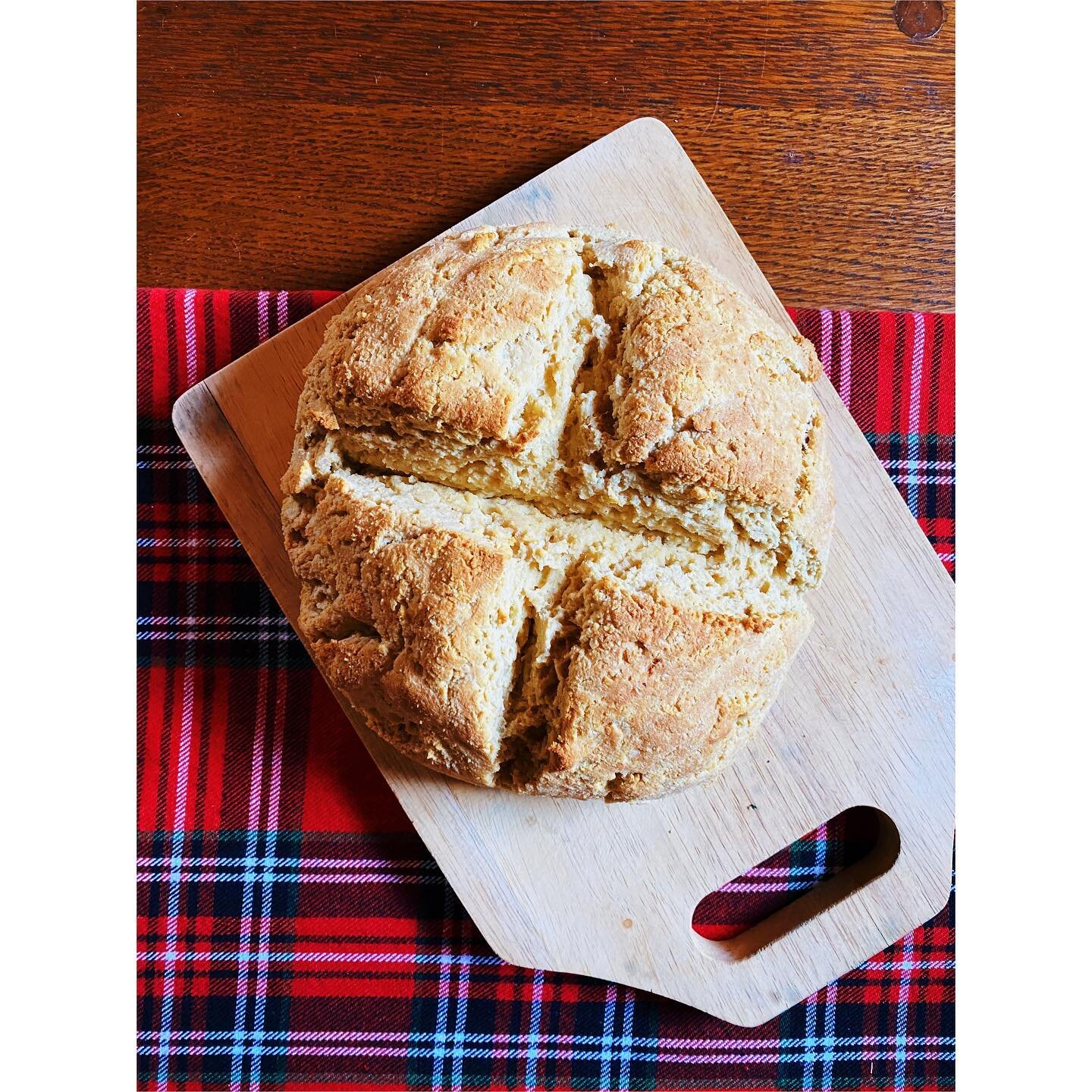 Celebrating Saint Patrick&rsquo;s Day with homemade Irish Soda Bread 🍀🇮🇪🍀#stpatricksday