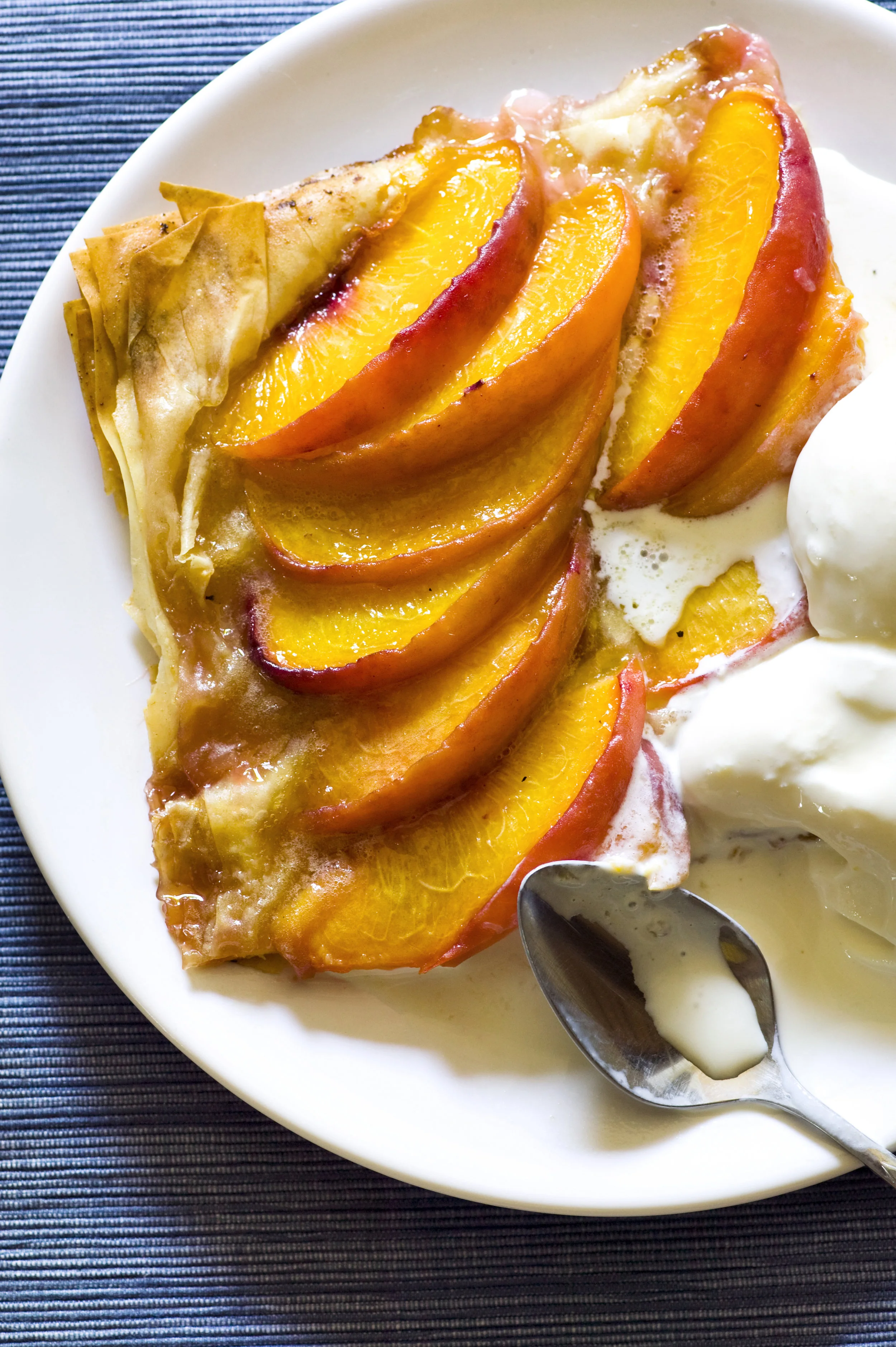 Peaches_w_Icecream_0035.jpg