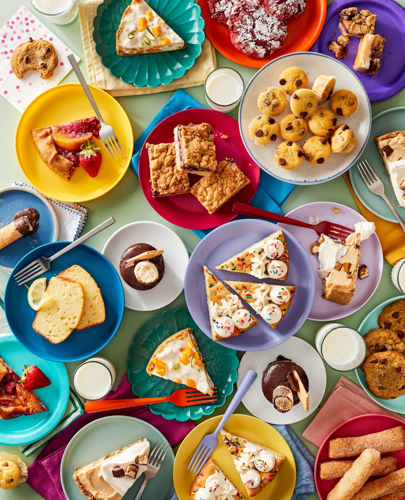 Dessert scene oh _EWeitala_SuperEasyTeenBaking_RecipeCombo_39541.jpg