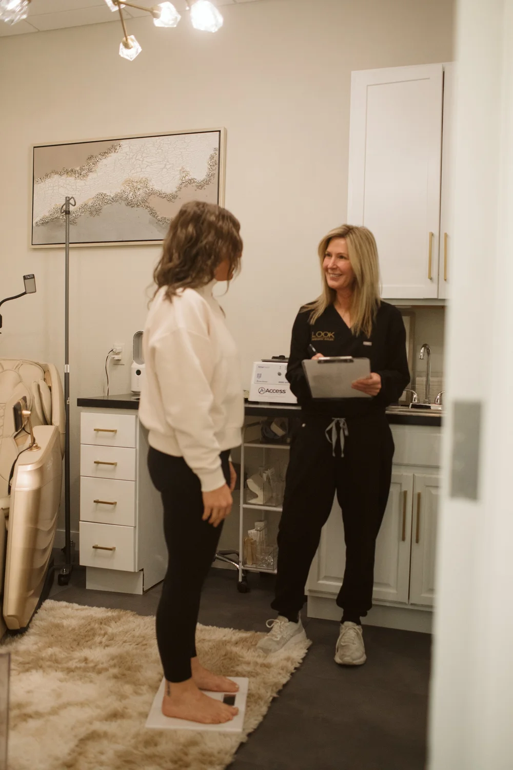 LOOK Aesthetic Atelier - Weight Loss
