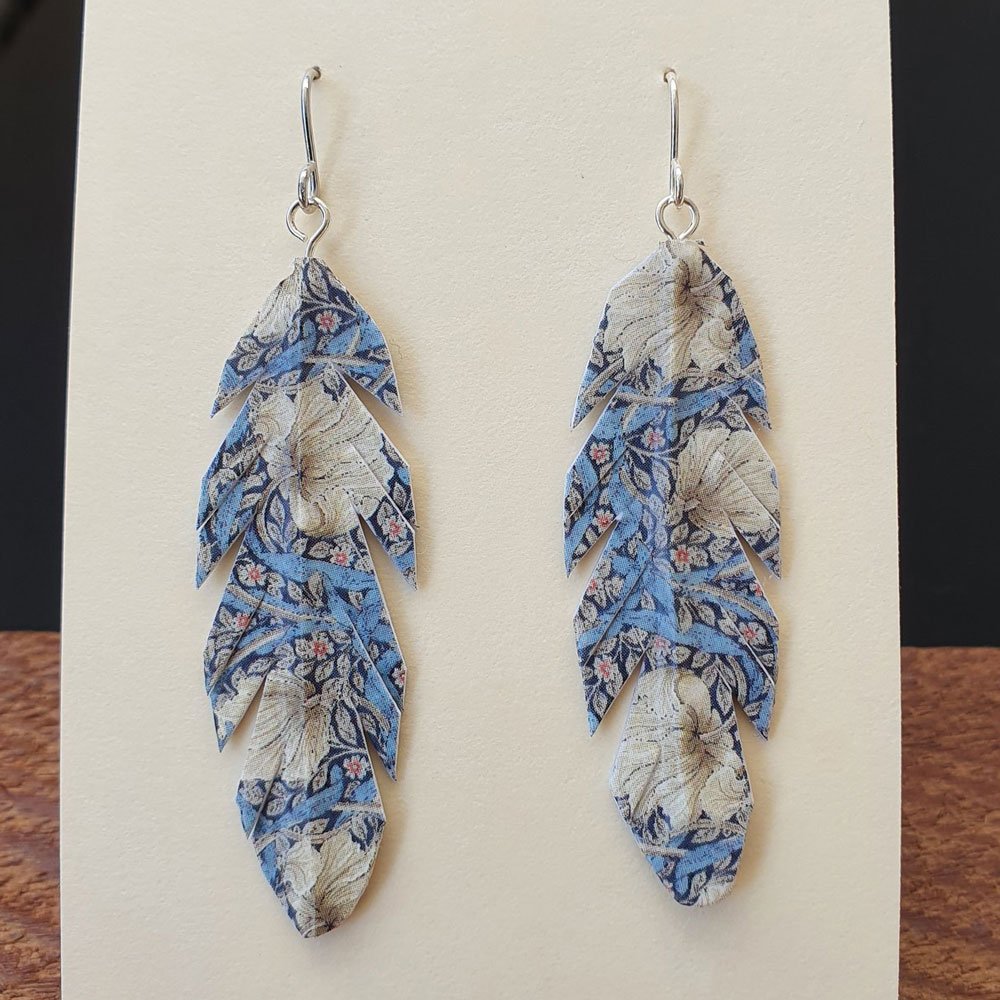 Nana's China Cabinet: Feather Style Earrings - Pimpernel