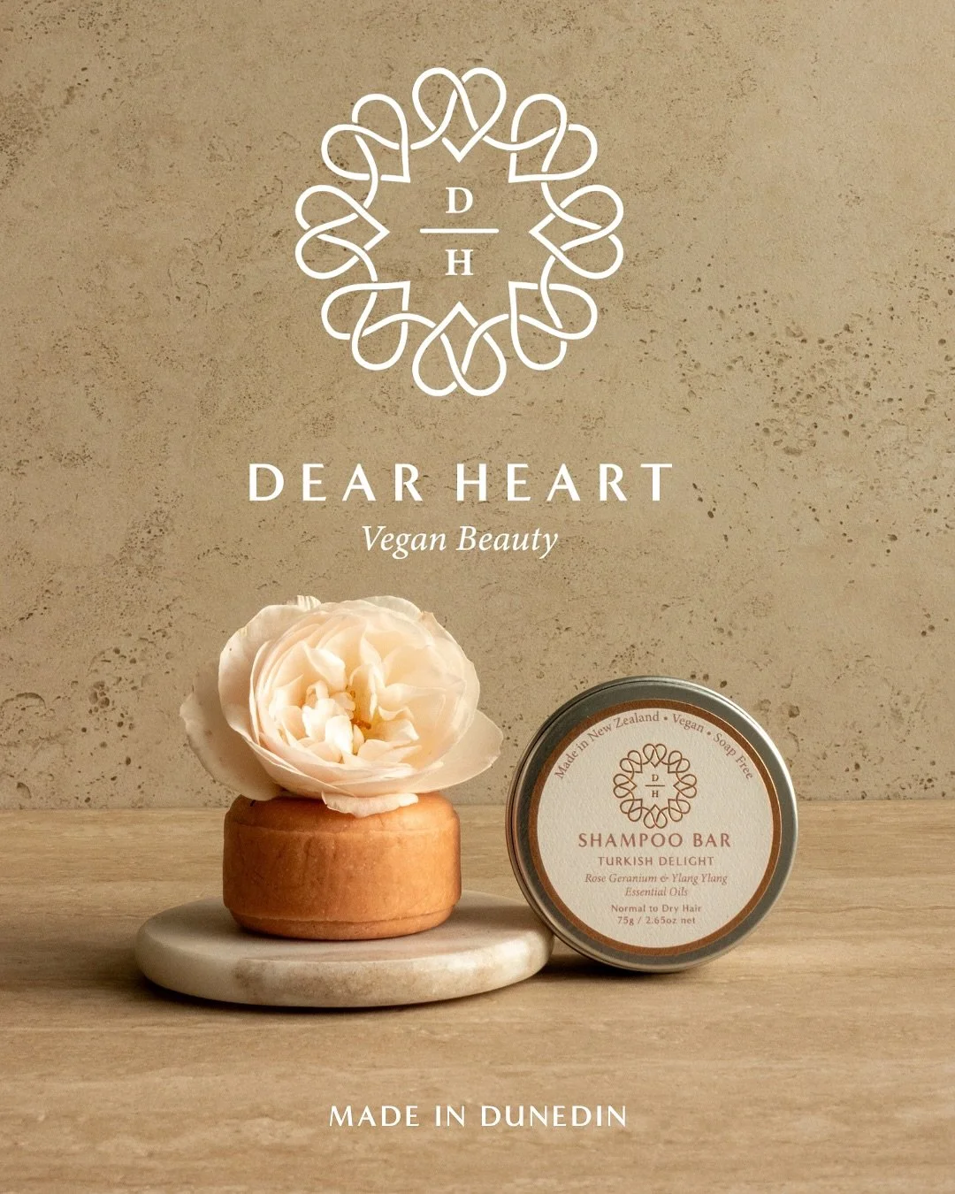 Vegan Beauty brand Dear Heart believes in providing luxurious and hair and body products designed with love for the ethical buyer. Their range includes shampoo bars, conditioner bars, bath bombs, lip balms, and much more, with a strong emphasis on es