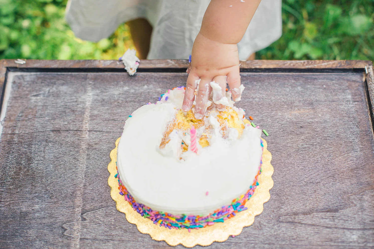 Amelia_One-Year_Cake_Smash-1377.jpg