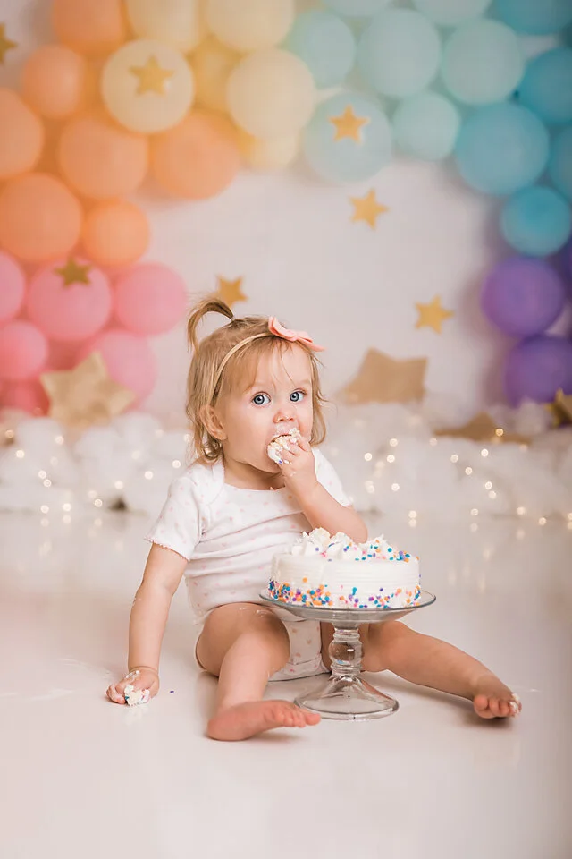 Selah Cake Smash-18_small.jpg