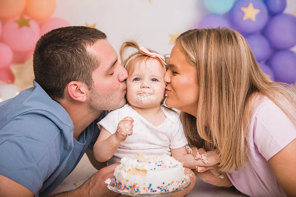 Selah Cake Smash-34_small.jpg