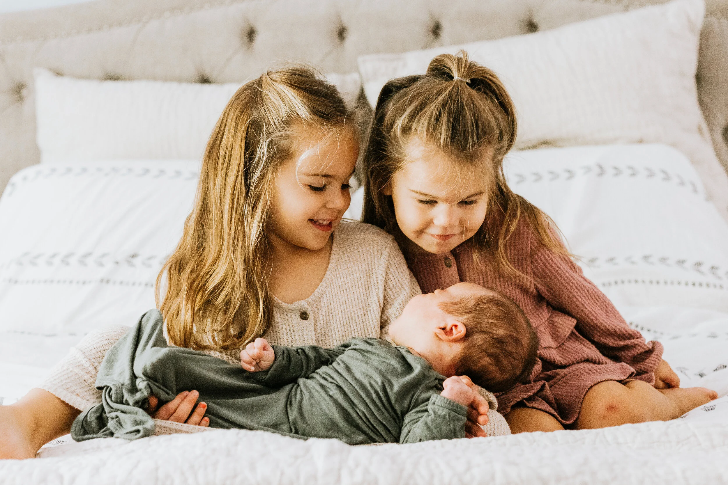 Columbus, Ohio Newborn Photographer | Christman Family Lifestyle Newborn Session