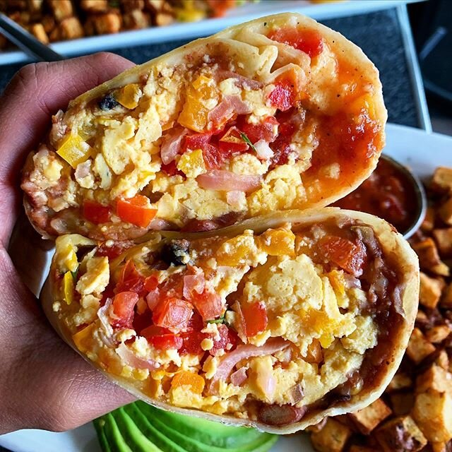 Breakfast 🌯 Burrito 🌯
.
Dairy Lane Takeout is running brunch until 2pm today and getting back at it for dinner from 4pm - 8pm! Hit the link in our bio to order for pickup 💛
.
#yyc #yycfood #yyceats #yyctakeout #calgary #calgaryfood #calgaryeats #y