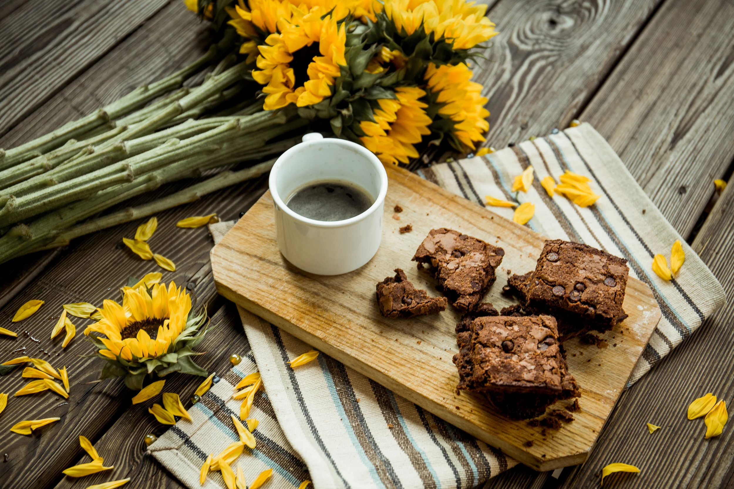 Raw, Delicious and Good for You Brownies