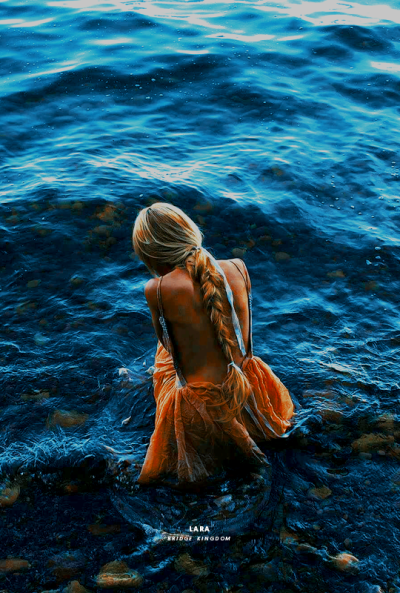 tumblr_d452111b75b5bafed5361648f9b34329_51fdfa45_400.png