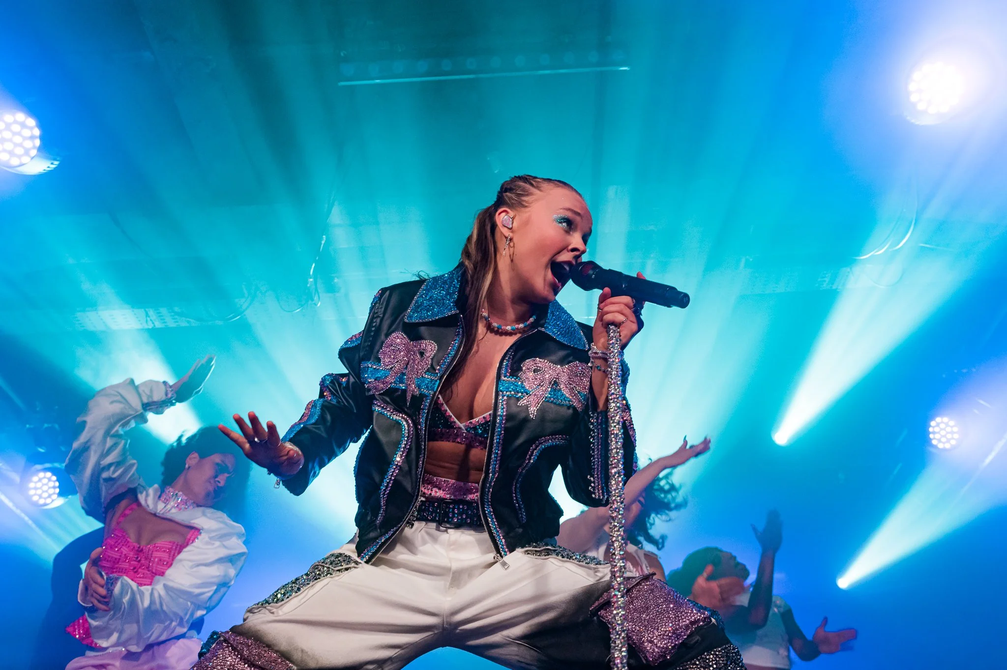 JOJO SIWA - INFINITY HEART TOUR