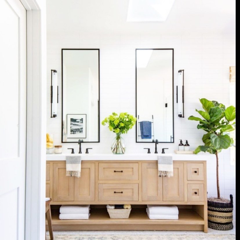 Fresh and clean bathroom inspired...loving this natural light! #dreamhome #shanoahcurranhomes #livsothebysventura