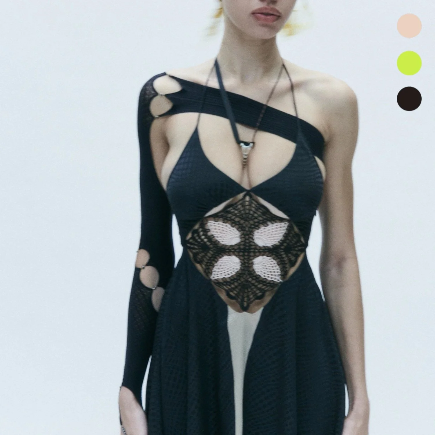 Spiral Cut-out Single Sleeve