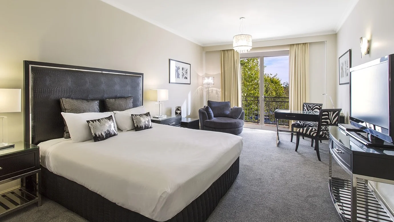 best-western-plus-the-carrington-shepparton-hotel-accommodation-executive-king-2.jpg