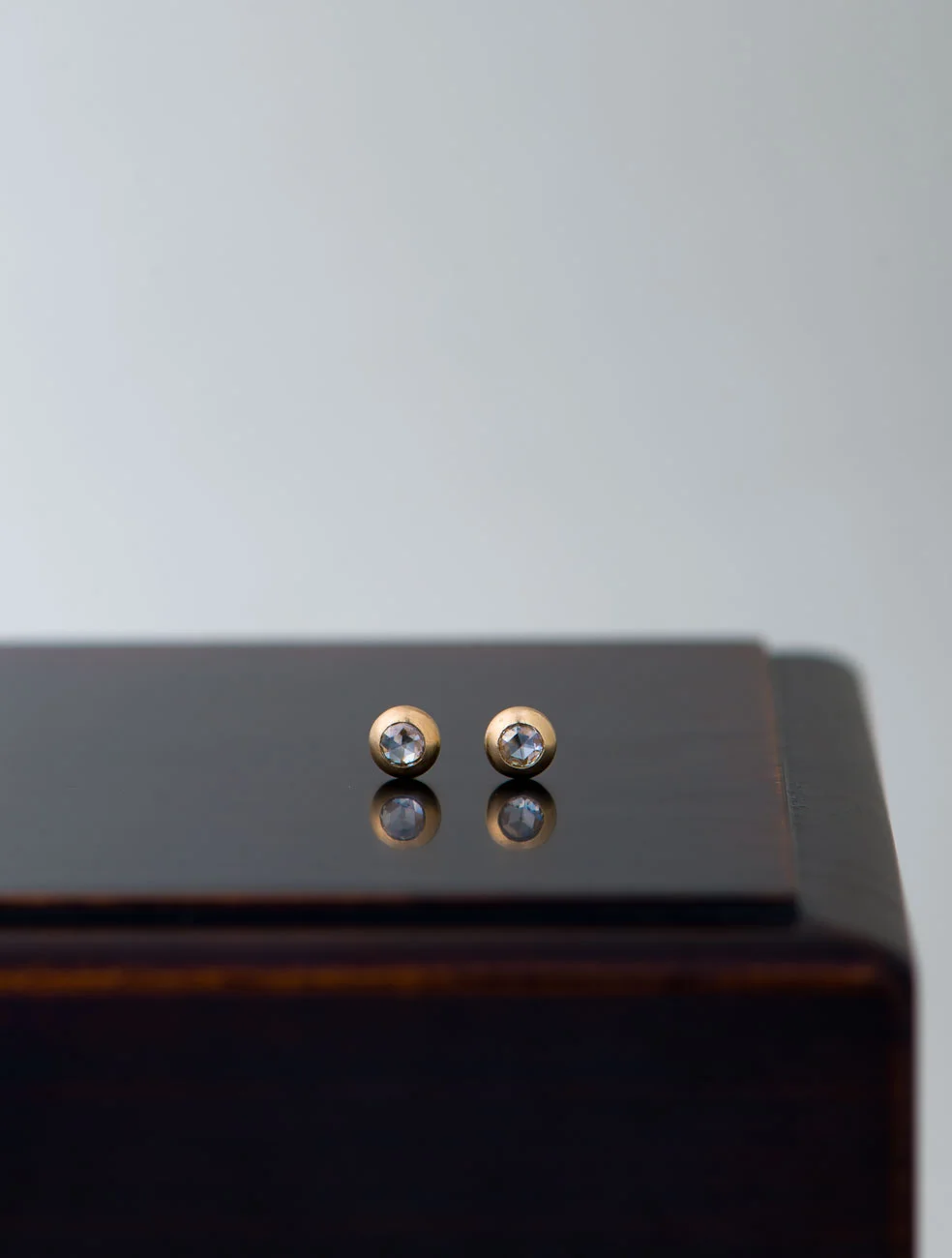 Nude diamond pierce <round> - ¥31,000~¥41,000