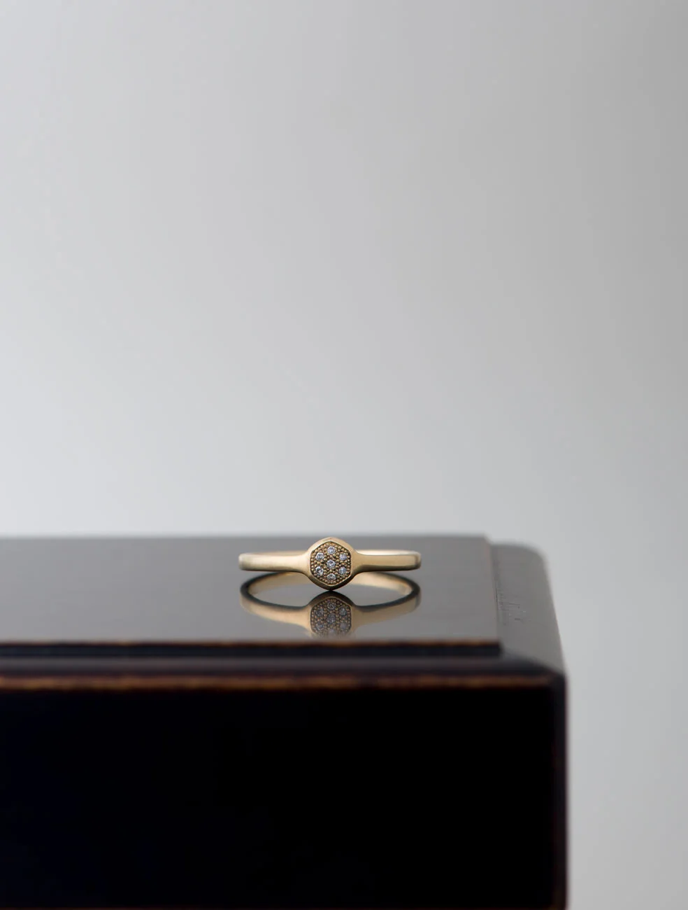 Pave hex ring - ¥50,000