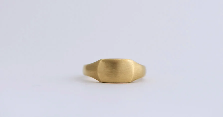 Signet Ⅳ ring / 180,000~