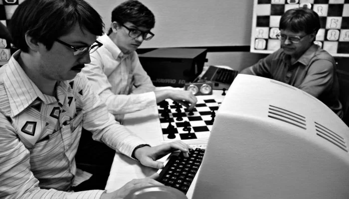 THE REAL VALUE OF DIGITAL ASSISTANTS ISN’T AUTOMATION – IT’S AUGMENTATION