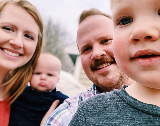 Finding MOMents of sunshine when we can...well maybe everyone except for Lucy 🤣
⠀⠀⠀⠀⠀⠀⠀⠀⠀
Wishing you and your family a good night and a positive start to the week. ☀️