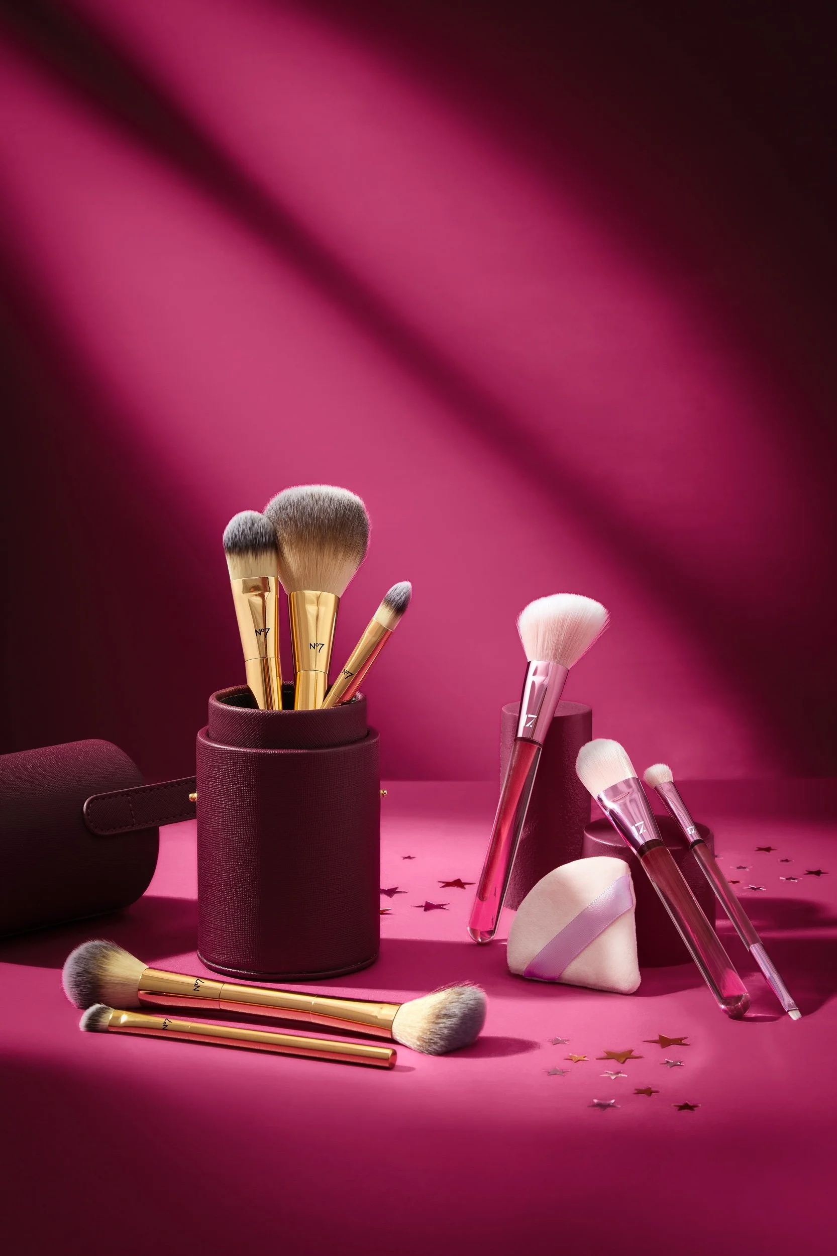 GG23_P42_SHOT A_NO7 BRUSHES_1922_MAIN_RT.jpeg