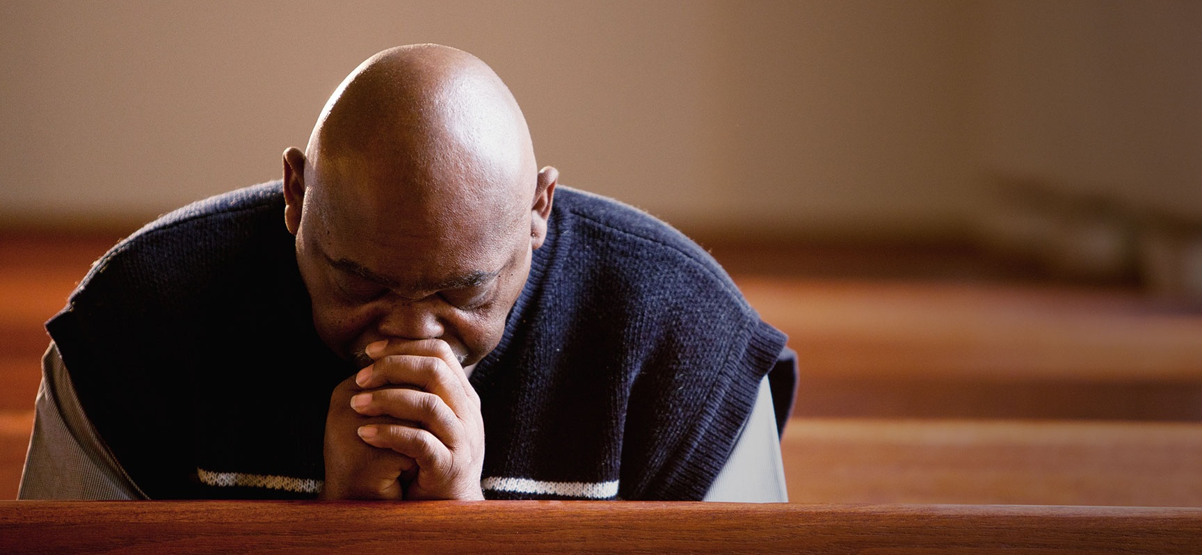 bkg-man-praying.jpg