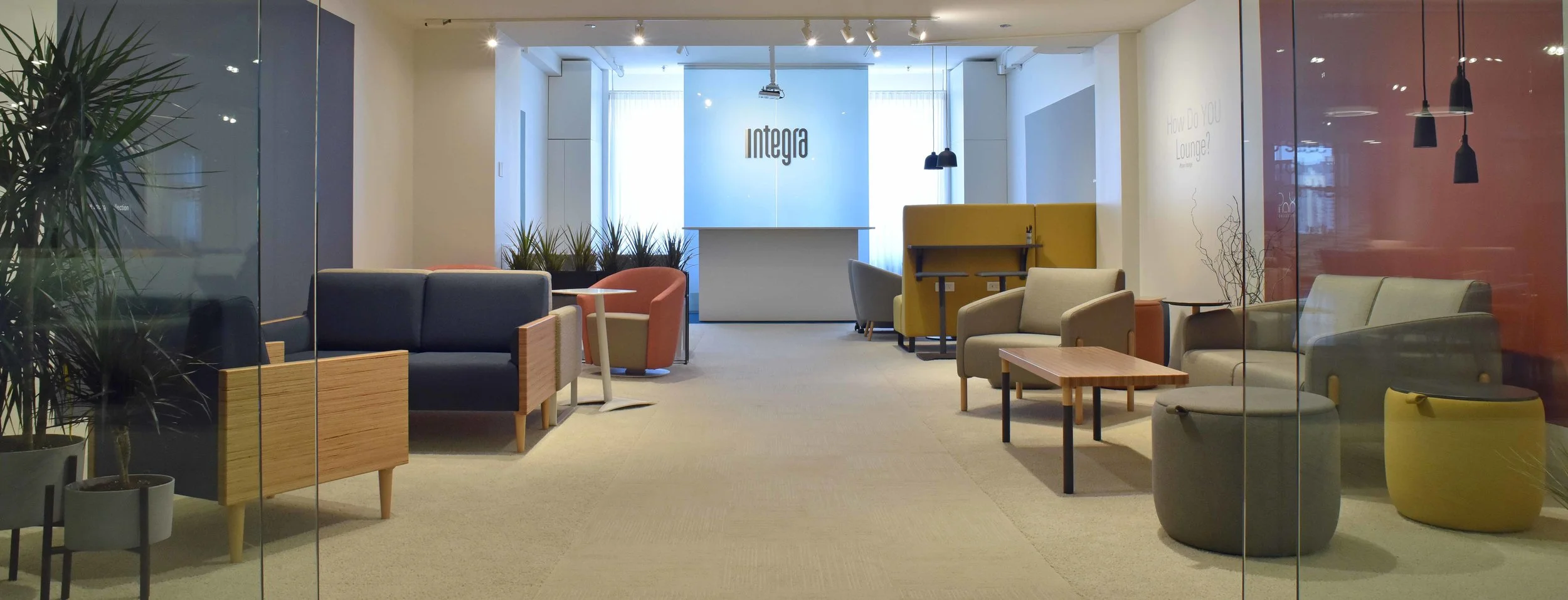 Integra_NeoCon_19_Showroom-1-crop.jpg