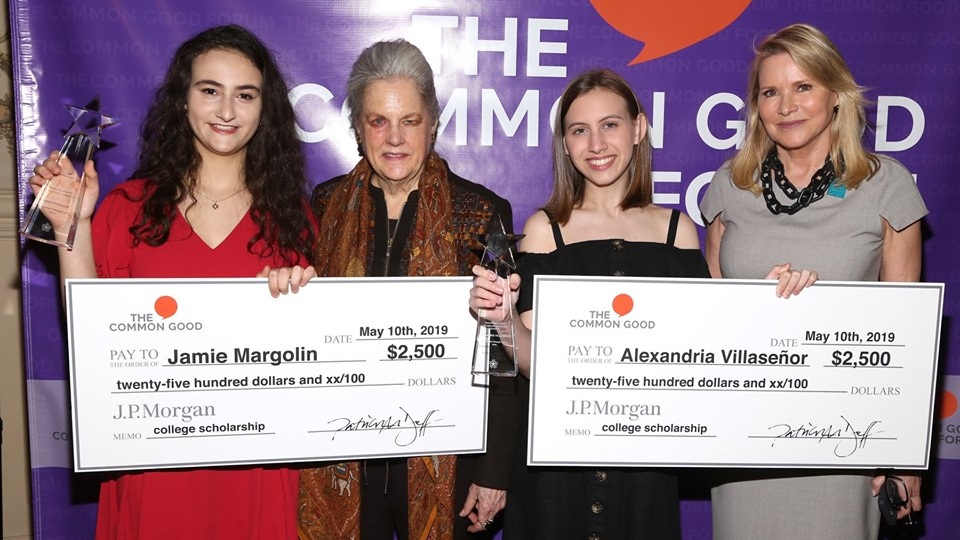  Our 2019 Changemaker Scholarship recipients for Climate Change Action, Jamie Margolin and Alexandria Villaseñor 