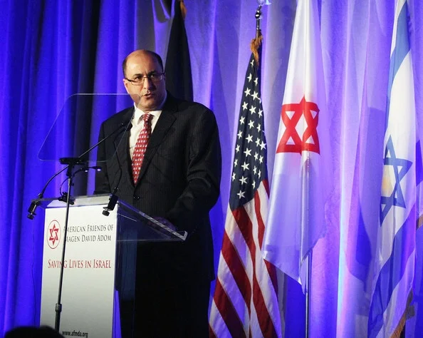 The Information Revolution: Challenges and Opportunities for Israel 