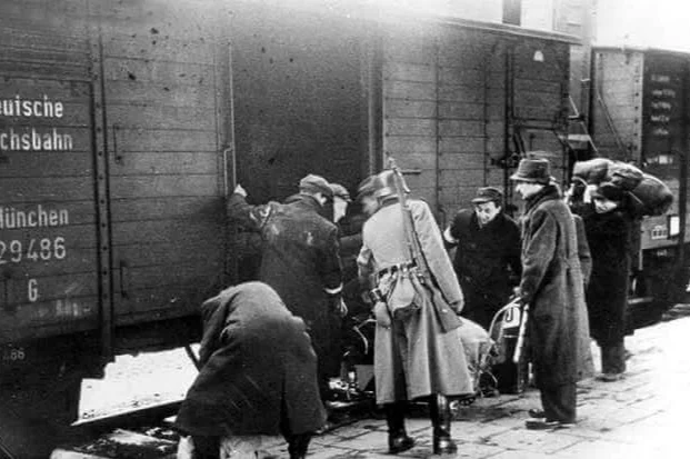 Jews-from-Krakow-forced-onto-trains-heading-to-Belzec.jpg